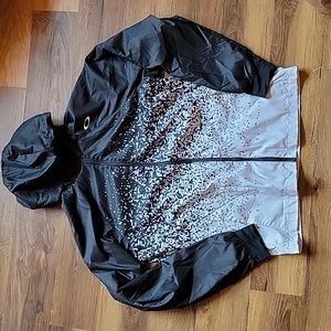 🚨LAST CHANCE Oakley 2XL Windbreaker Jacket.